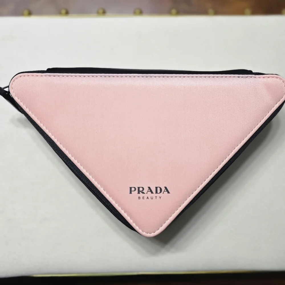 Prada Beauty GWP Beauty  Pouch - Picture 3 of 8